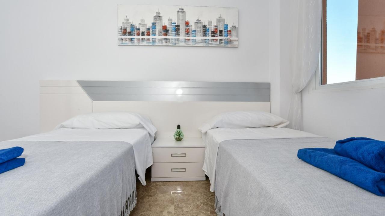 Apartamento Las Calitas II โอริอุเอลา ภายนอก รูปภาพ