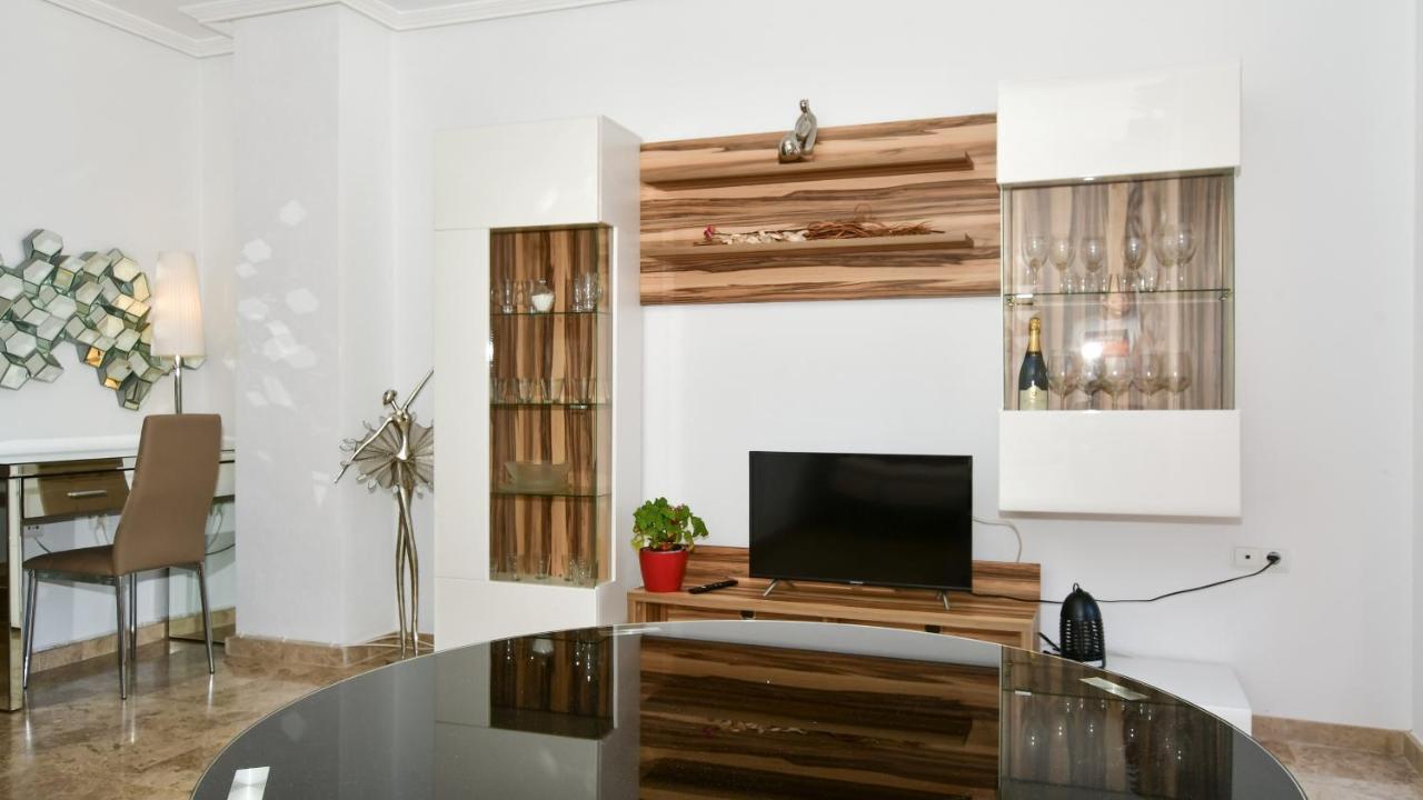Apartamento Las Calitas II โอริอุเอลา ภายนอก รูปภาพ